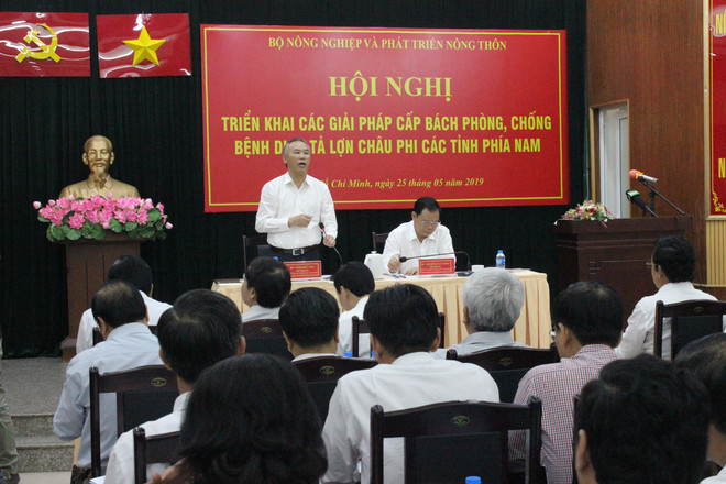 Quang cảnh Hội nghị triển khai các giải pháp cấp bách phòng chống bệnh dịch tả lợn châu Phi các tỉnh phía Nam. (Ảnh: Xuân Anh/TTXVN) Các tỉnh miền Nam xây dựng kịch bản ứng phó với dịch tả lợn châu Phi ảnh 2