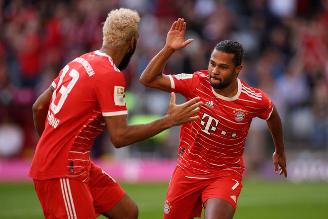 Bundesliga: Bayern Munich chiếm ngôi đầu sau trận thắng ‘hủy diệt’ ảnh 1