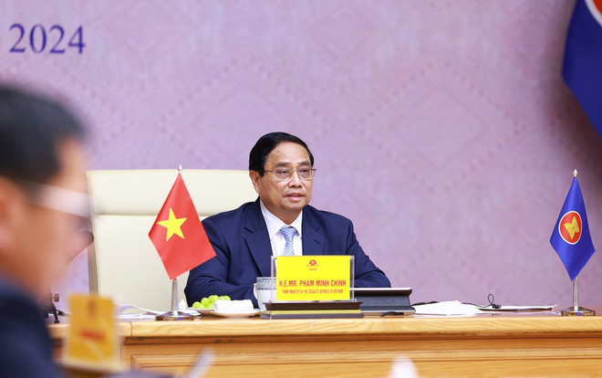 Thủ tướng Phạm Minh Chính phát biểu trực tuyến tại Hội nghị Thượng đỉnh Lãnh đạo nữ ASEAN lần thứ ba với chủ đề “Tăng cường nền kinh tế chăm sóc và khả năng tự cường hướng tới Cộng đồng ASEAN sau năm 2025.” (Ảnh: Dương Giang/TTXVN) ttxvn_thu_tuong_phat_bieu_truc_tuyen_tai_hoi_nghi_thuong_dinh_lanh_dao_nu_asean_lan_thu_ba_1.jpg