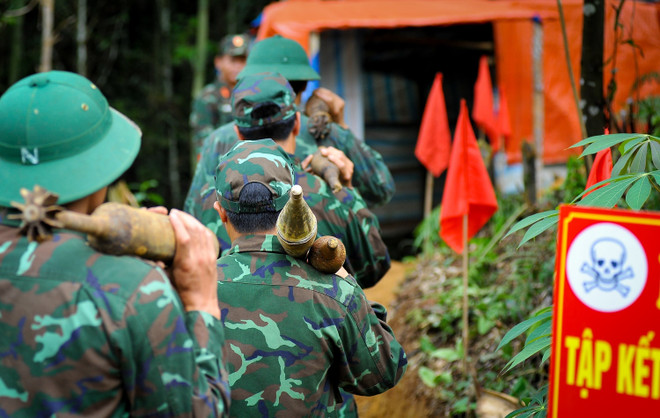 Rà phá bom mìn, tạo sinh kế cho người dân ở tuyến biên giới phía Bắc ảnh 3