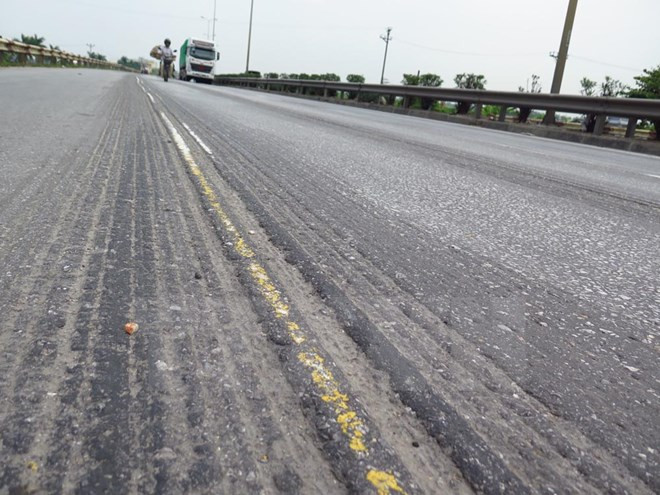 Dừng thu phí tuyến Quốc lộ 5 nếu không “vá” hằn lún nền đường ảnh 1
