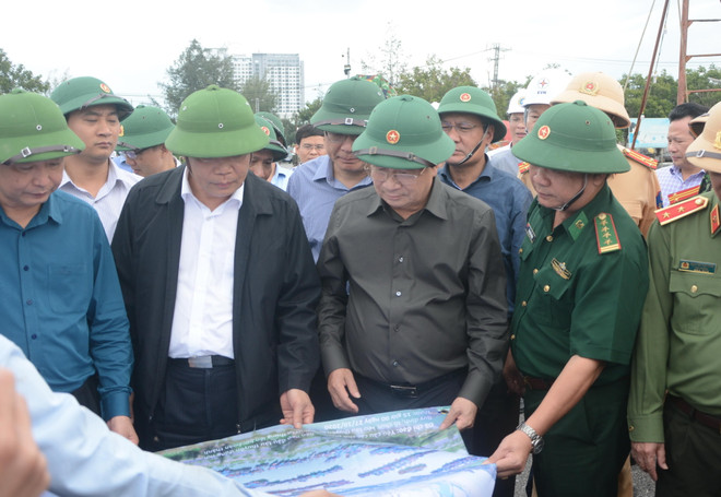 Phó Thủ tướng chủ trì họp Ban Chỉ đạo tiền phương tại Đà Nẵng ảnh 1