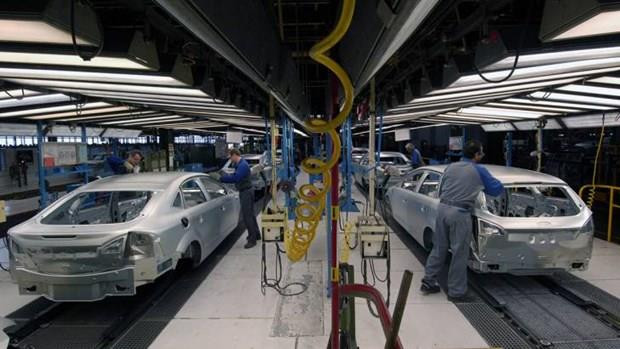 Sản lượng xe mới tại Anh giảm tháng thứ tám liên tiếp ảnh 1