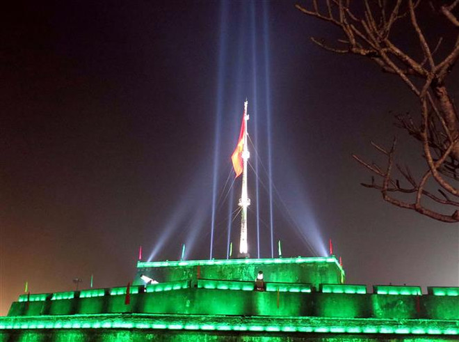 Thừa Thiên-Huế bắn lửa 21 phát súng thần công chào đón năm mới 2019 ảnh 1