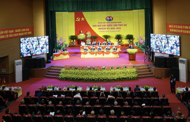 [Photo] Khai mạc Đại hội đại biểu Đảng bộ tỉnh Quảng Ngãi lần thứ XX ảnh 4