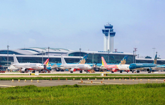 (Ảnh: CTV/Vietnam+) Bộ Giao thông Vận tải kiểm tra hoạt động vận tải toàn quốc từ 25/10 ảnh 1