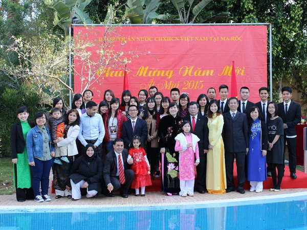 Kiều bào tại Chile, Tây Ban Nha, Panama và Maroc vui đón Xuân ảnh 2