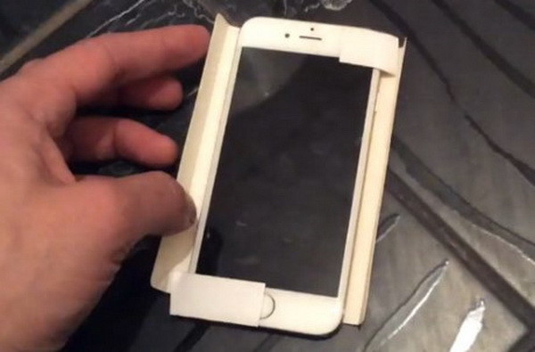 [Video] Xuất hiện mẫu điện thoại màn hình 4 inch mới của Apple? ảnh 1