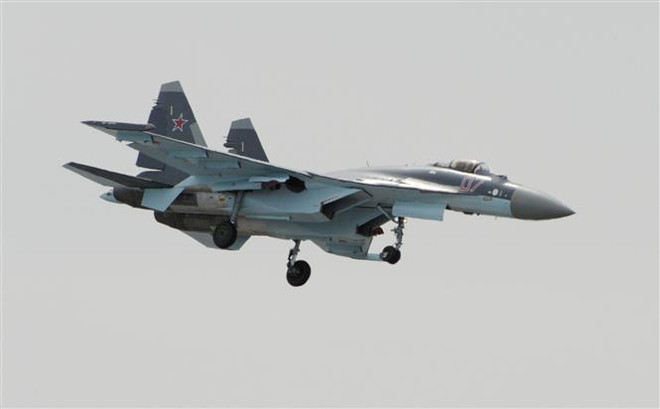 Nga điều Su-35 biểu diễn tại liên hoan hàng không vũ trụ ở Thổ Nhĩ Kỳ ảnh 1