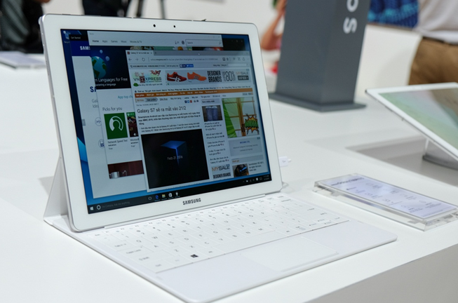 Samsung ra mắt Gear S2 classic phiên bản "độc", tablet Windows ảnh 2