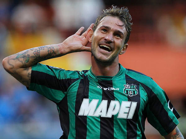 Man City lên đỉnh, cầu thủ 19 tuổi của Sassuolo gây sốc ảnh 2