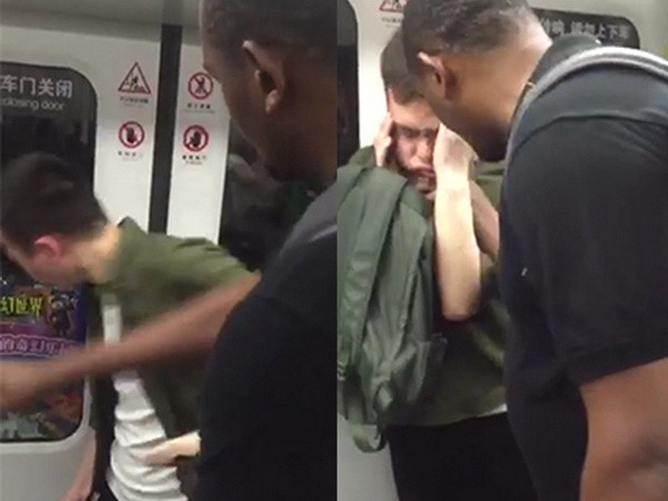 Kẻ móc túi người Trung Quốc bị tát liên tiếp vì trộm điện thoại ảnh 1