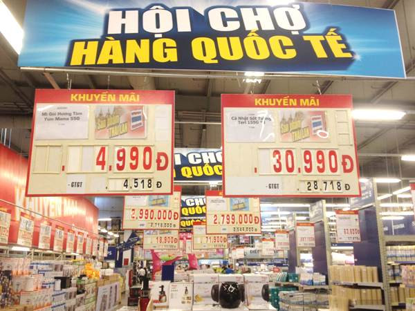 3,2 triệu tỷ đồng doanh thu từ dịch vụ tiêu dùng và hàng hóa bán lẻ ảnh 1