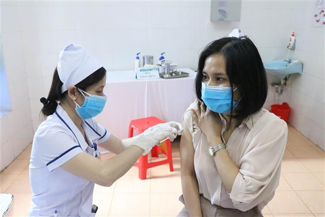 Triển khai tiêm vaccine COVID-19 đảm bảo an toàn, đúng tiến độ ảnh 1