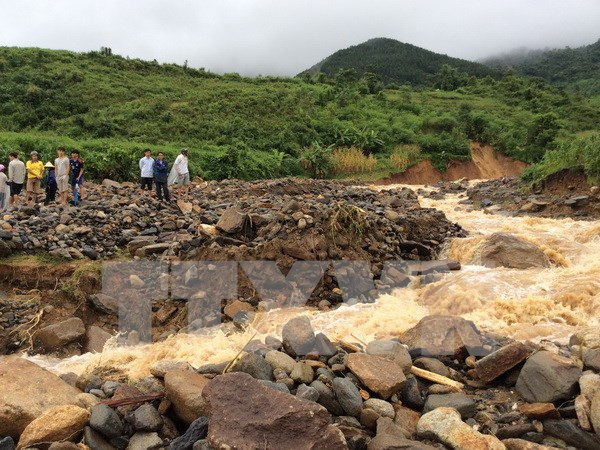 Đêm 25/7, vùng núi Bắc bộ nguy cơ xảy ra lũ quét và sạt lở đất ảnh 1