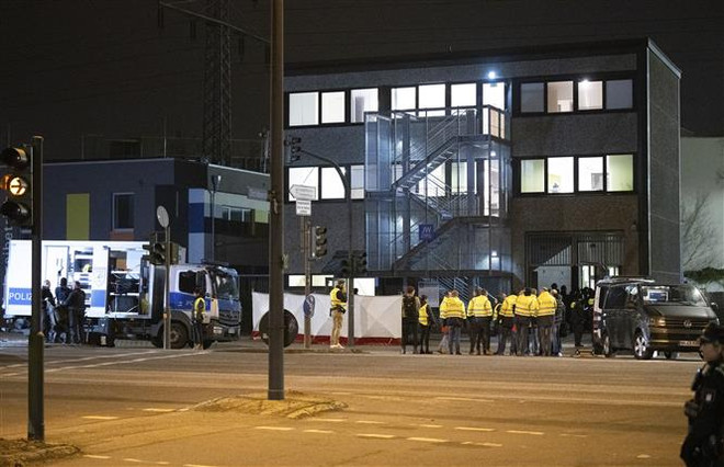 Vụ xả súng tại Đức: Nghi phạm là cựu thành viên cộng đồng tôn giáo ảnh 1