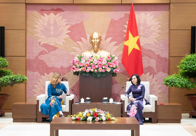 Quoc_hoi Viet Nam-UNICEF 0210-2.jpg