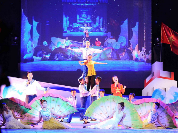 Khẳng định chủ quyền biển đảo Tổ quốc bằng âm nhạc ảnh 1