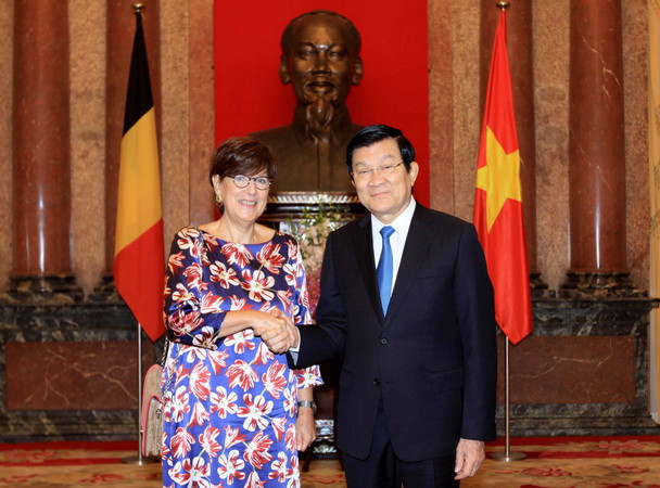 Chủ tịch nước Trương Tấn Sang tiếp các Đại sứ trình quốc thư ảnh 1