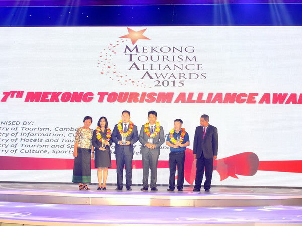 Phong Nha-Kẻ Bàng được vinh danh Di sản hữu hình xuất sắc nhất ảnh 1