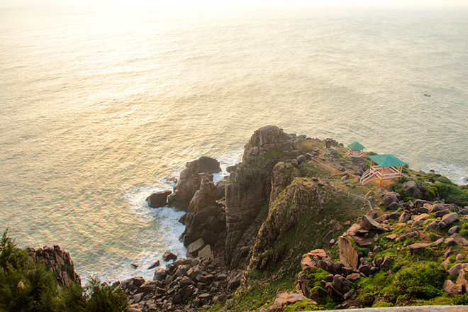 'Đi tìm Mặt Trời' - hành trình tuyệt vời chinh phục 2 mũi cực Đông ảnh 23