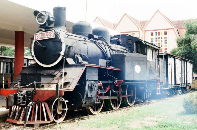 Trải nghiệm thú vị trên tuyến đường sắt kỳ lạ nhất thế giới ở Đà Lạt ảnh 3