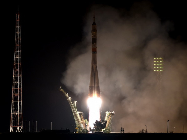 Nhà du hành Mỹ là người đầu tiên xác định trình tự ADN trong vũ trụ ảnh 1