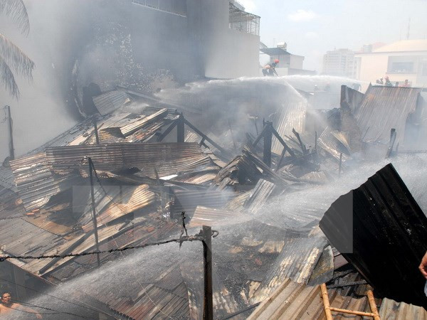 Hải Phòng: Hỏa hoạn thiêu rụi nhà hàng "Vịt cỏ Vân Đình" ảnh 1