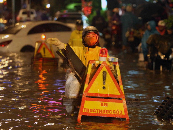 Hà Nội, Hòa Bình, Thanh Hóa chủ động ứng phó với mưa đặc biệt lớn ảnh 1