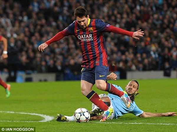 Lionel Messi lập công giúp Barca đặt một chân vào tứ kết ảnh 2