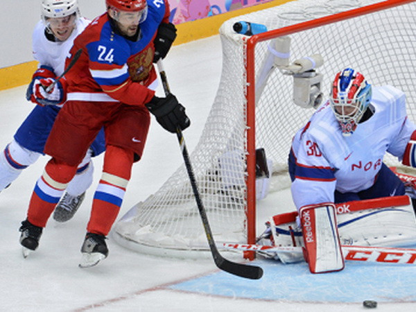 Tin vắn 19/2: Pellegrini "nổi điên," Pep chưa thắng ở Emirates ảnh 4