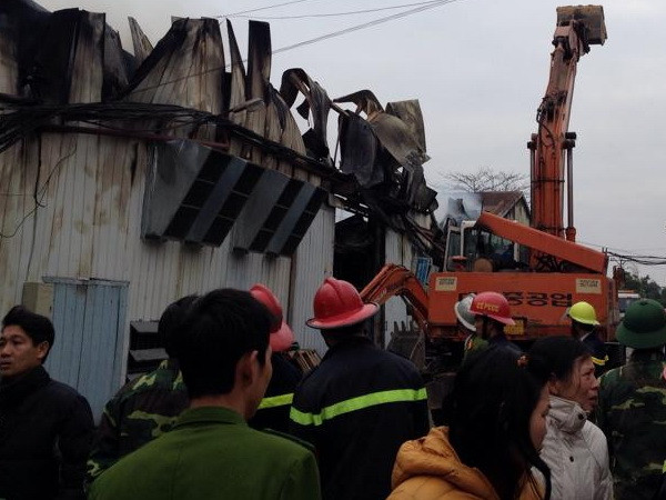 Xảy ra vụ cháy lớn tại Công ty cổ phần len Hà Đông ảnh 5