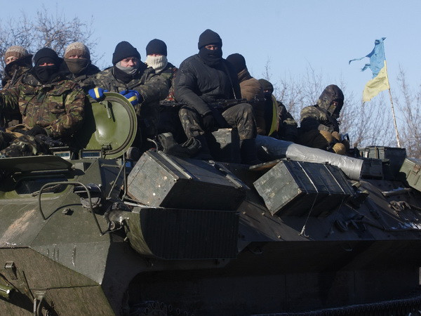 Ukraine: Lãnh đạo 4 nước lên án việc vi phạm thỏa thuận ngừng bắn ảnh 1