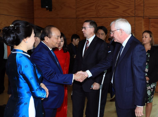 Thủ tướng thăm Đại học Waikato, kết thúc thăm chính thức New Zealand ảnh 1