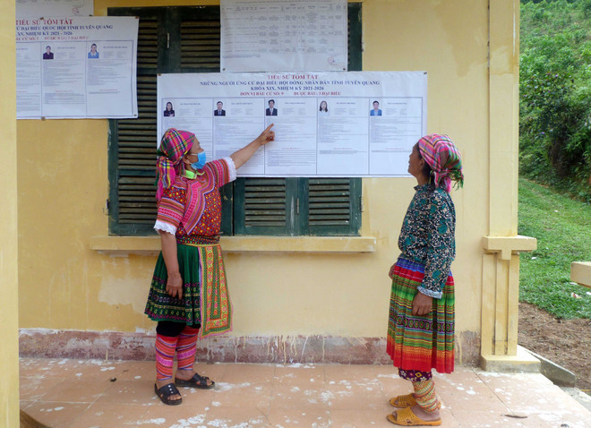 Tuyên Quang đẩy mạnh tuyên truyền bầu cử đến vùng dân tộc thiểu số ảnh 2