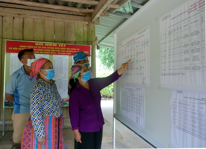 Tuyên Quang đẩy mạnh tuyên truyền bầu cử đến vùng dân tộc thiểu số ảnh 1