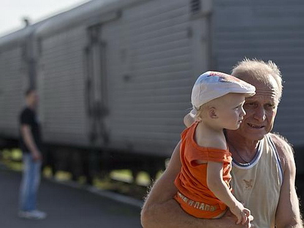 Thi thể các nạn nhân máy bay MH17 không được bảo quản lạnh ảnh 1