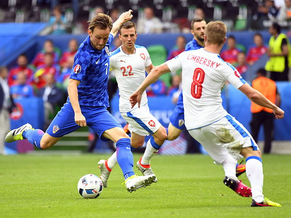 Cục diện của bảng D trước lượt trận mang tính "sinh tử" ảnh 1