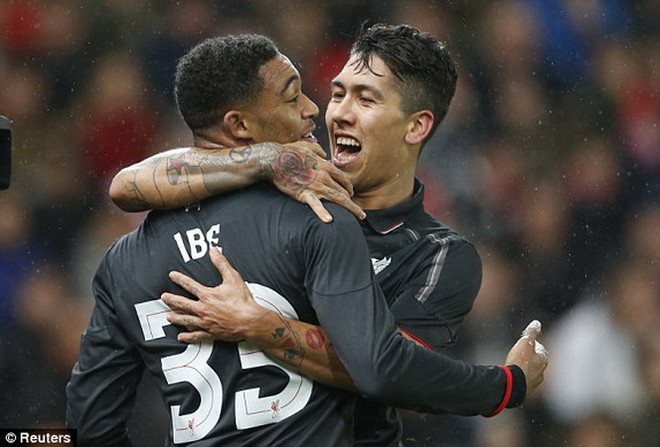 Liverpool đặt một chân vào chung kết giải Capital One Cup ảnh 1