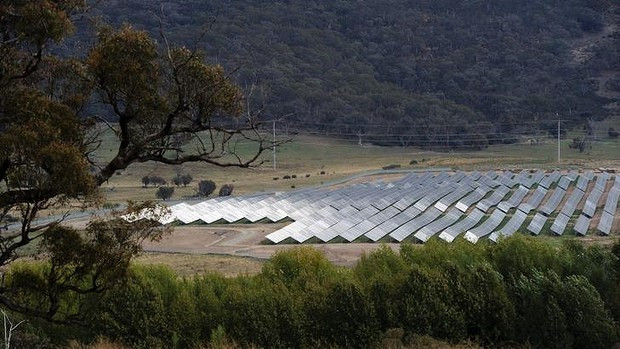 Khai trương nhà máy năng lượng Mặt Trời lớn nhất Australia ảnh 1