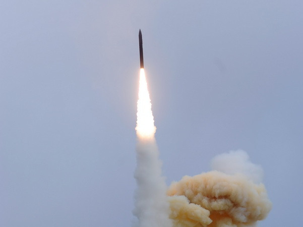 Mỹ chọn hệ thống phòng thủ của Boeing để đối phó Triều Tiên, Iran ảnh 1