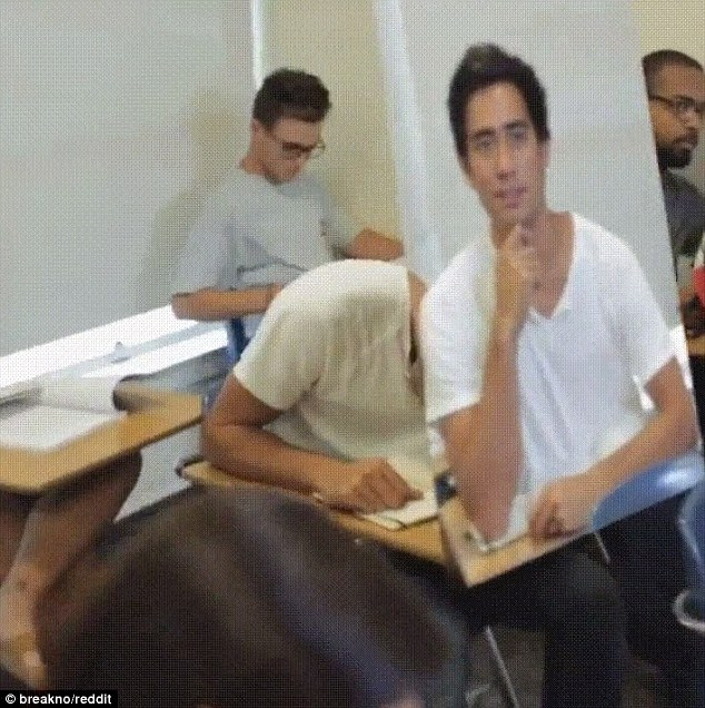 Sinh viên sử dụng "quái chiêu" để có thể thoải mái ngủ gật trong lớp ảnh 1