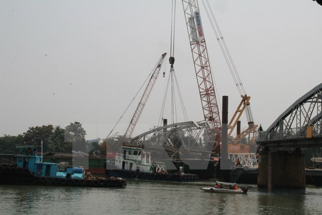 Vụ sập cầu Ghềnh: Đường sắt lập mới 57 đôi tàu chuyển tải khách ảnh 1