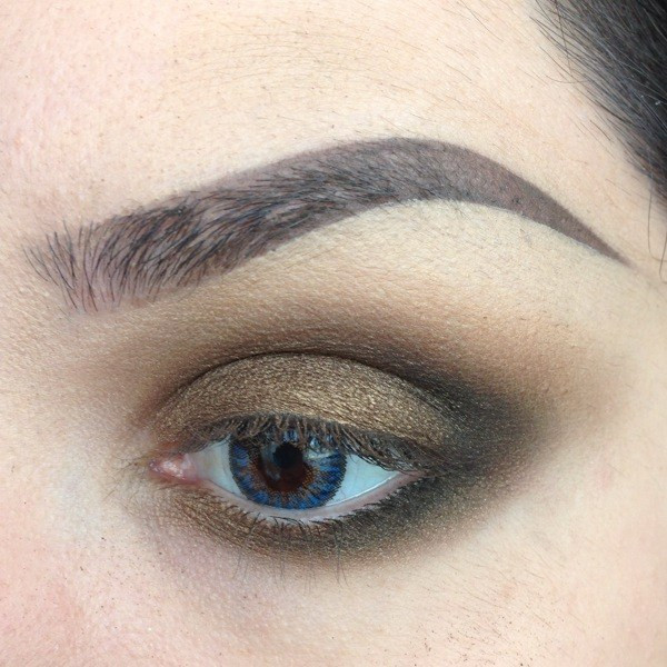 Mắt khói nâu đồng đẹp như nữ diễn viên phim "Transformer" ảnh 7