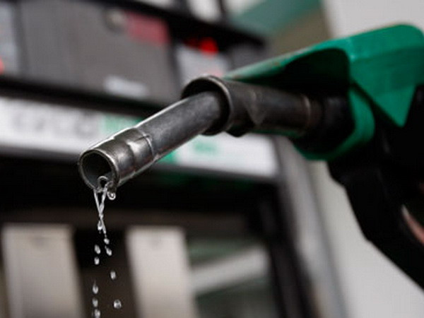 Giá dầu vẫn giảm do lo ngại tin xấu từ kinh tế Trung Quốc ảnh 1