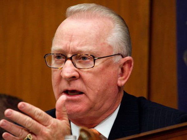 Hạ viện Mỹ phản đối đề xuất hạn chế tăng lương quân nhân ảnh 1