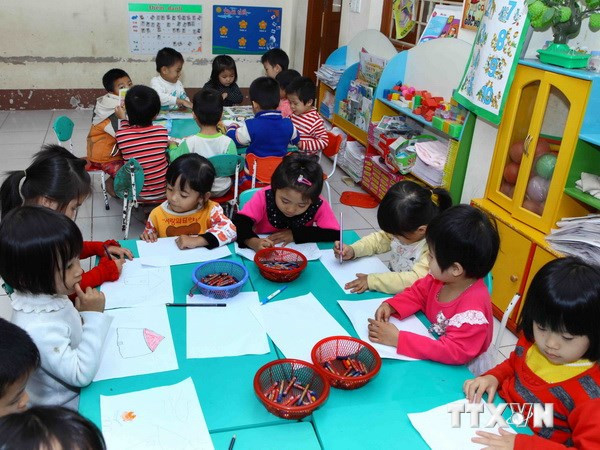 Hà Nam: Trường học sập mái, trẻ mầm non phải đi học nhờ ảnh 1