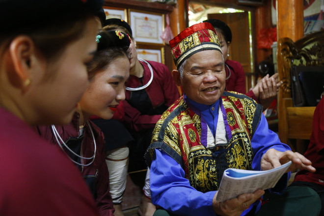 Người giữ lửa tự hào văn hóa cho thế hệ trẻ dân tộc Cao Lan ảnh 3