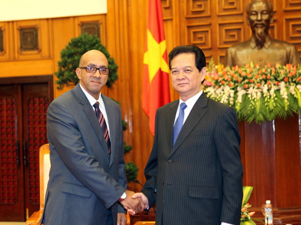 Thủ tướng tiếp Đại sứ Cuba Herminio Lopez Diaz ảnh 1