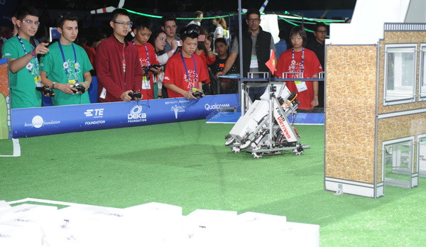 Học sinh Việt Nam dự giải robot thế giới "First Global Challenge" ảnh 4